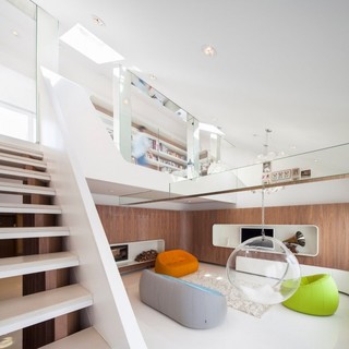 简约现代公寓跃层楼梯设计