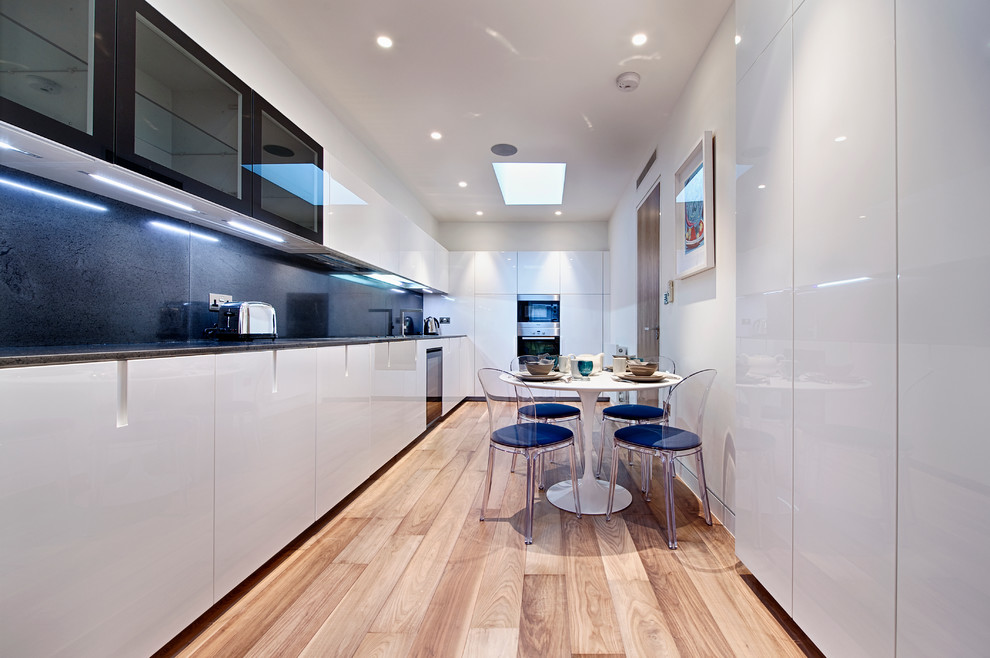 奢华高端现代公寓厨房餐厅设计