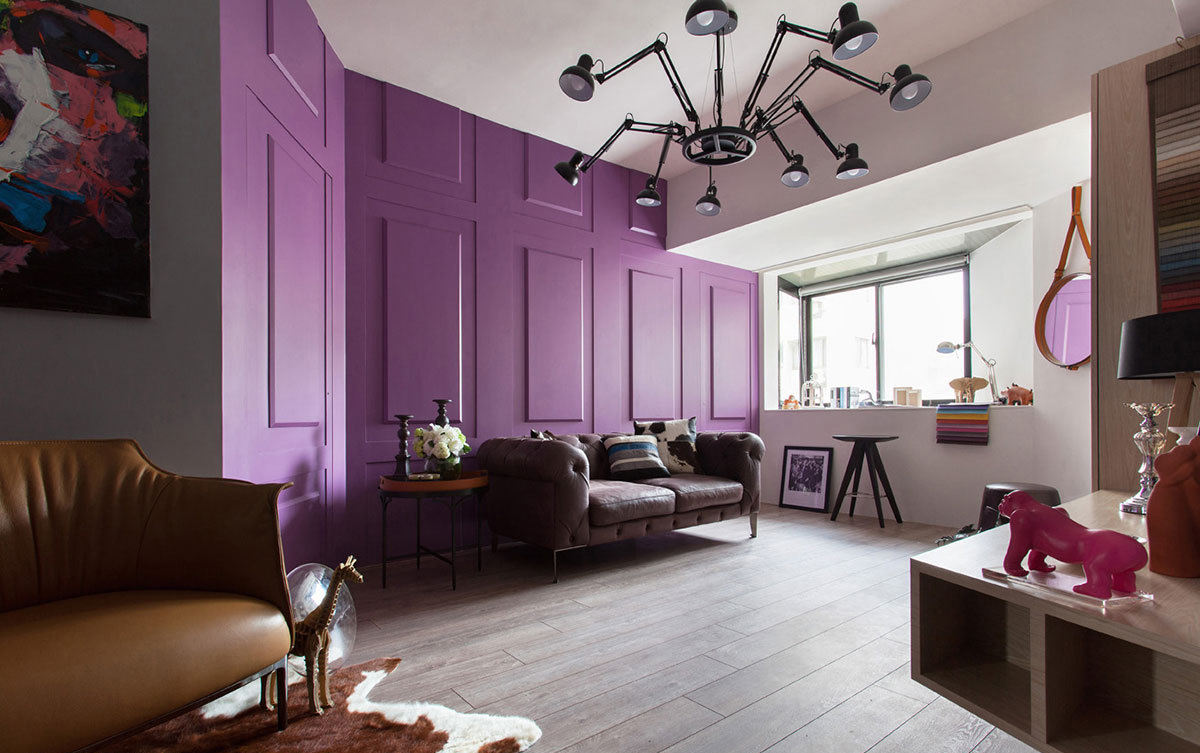个性紫色现代风客厅沙发背景墙装饰
