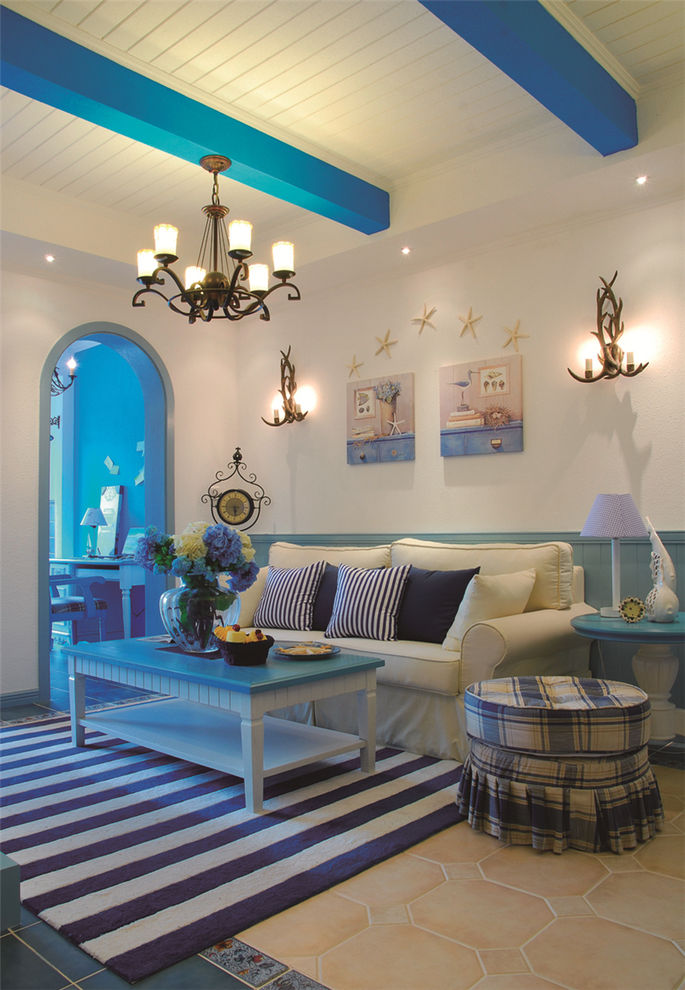 唯美蓝色地中海客厅沙发背景墙装饰