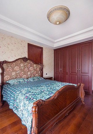 经典实木复古美式主卧室装饰设计