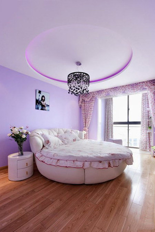 浪漫现代风卧室 紫色圆形吊顶设计