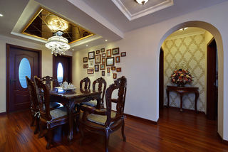 奢华欧式古典餐厅照片墙设计