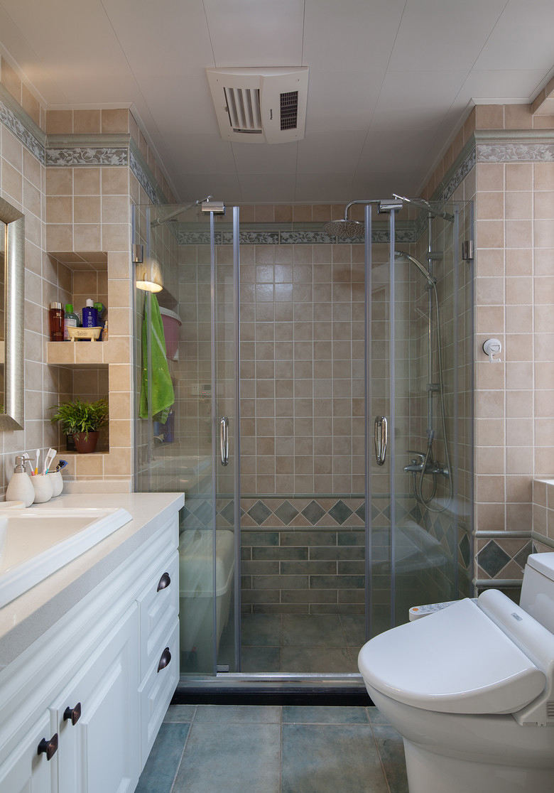 现代简约卫生间淋浴房隔断设计