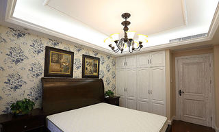 复古优雅美式风格卧室蓝色花朵背景墙装饰