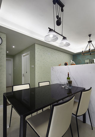 最新潮流设计现代小户型餐厅黑色大理石餐桌图片