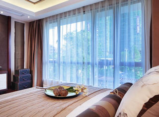 东南亚风格家居卧室窗帘配置效果图