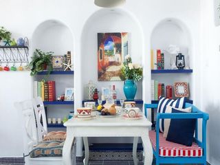 经典蓝白地中海风格小餐厅拱形背景墙设计