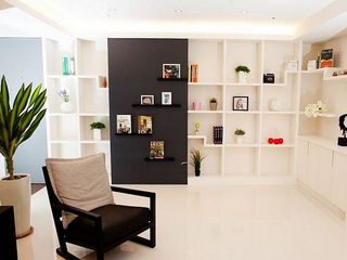 简约时尚创意设计 家居室内嵌入式墙面收纳柜装饰图