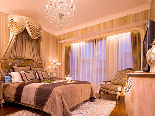 优雅高贵欧式风格卧室软装装饰图