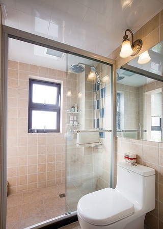 舒适宜家风格卫生间玻璃隔断淋浴房设计