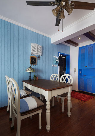 经典蓝色美式地中海餐厅木质背景墙装饰