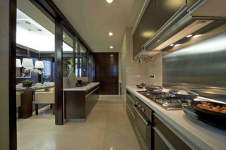 豪华大气现代厨房不锈钢橱柜装修效果图
