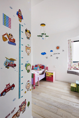 简约活泼儿童房可爱墙贴效果图