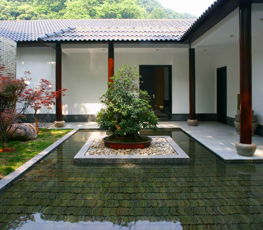 清雅复古中式别墅庭院鱼池设计欣赏