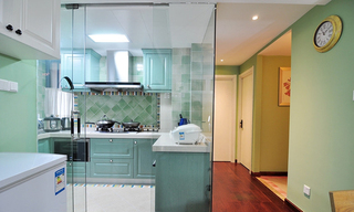 绿色清新简欧厨房橱柜装饰效果图