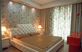 现代欧式混搭卧室碎花墙纸设计装饰