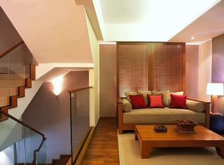 浪漫舒适东南亚复式客厅沙发欣赏