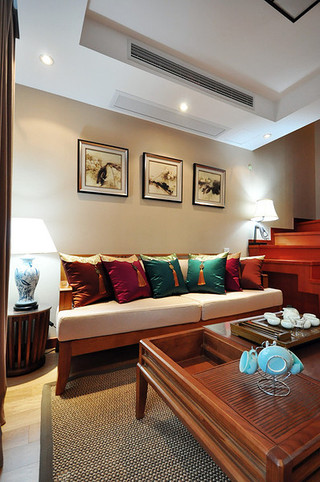 雅致中式新古典客厅沙发设计欣赏