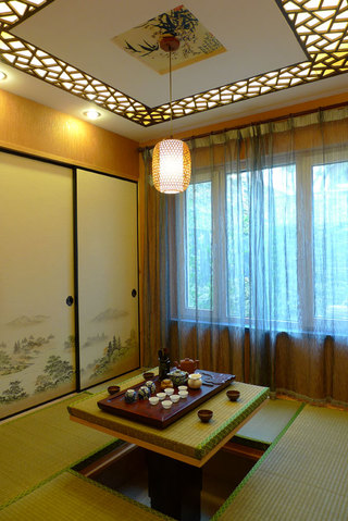 古色古香中式风格家居榻榻米装饰效果图