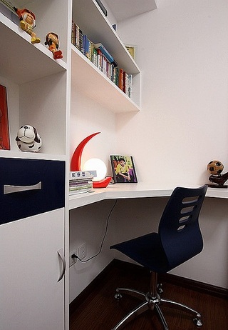 简约创意现代书房不规则书桌设计