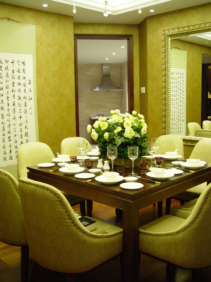 青绿色现代中式餐厅字画装饰效果图