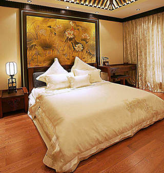 雍容华贵中式卧室背景墙装饰画设计