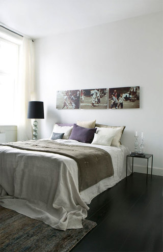 极简北欧家装卧室照片墙效果图