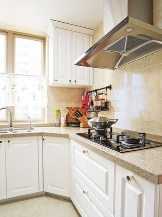 白色浪漫欧式风厨房橱柜设计装修图片