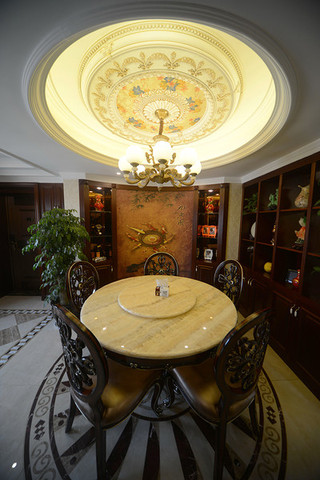 古典欧式豪华餐厅圆形吊顶装修设计图