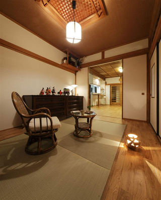 原木色日式风格卧室榻榻米装饰效果图