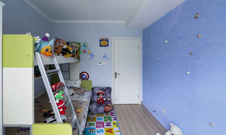 蓝紫色活泼现代儿童房效果图