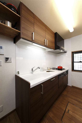 简约日式家庭装修风格厨房橱柜设计