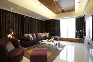 低奢现代风格客厅沙发背景窗帘设计