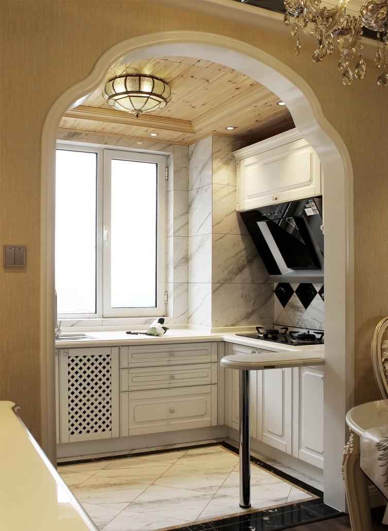 温馨复古欧式家装厨房特色隔断设计