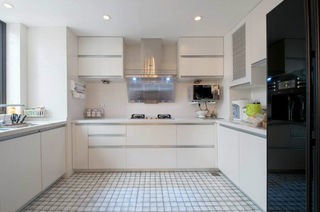 15平米白色大气简约厨房设计装修效果图