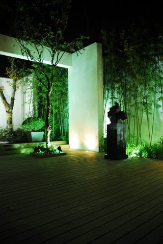 绿色现代中式别墅小花园设计装修图