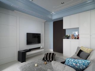 蓝白简约小户型客厅电视背景墙设计装修图