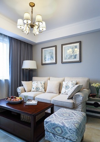 简朴田园风光美式客厅三人沙发装饰效果图