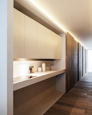 创意简约现代小公寓过道厨房设计效果图