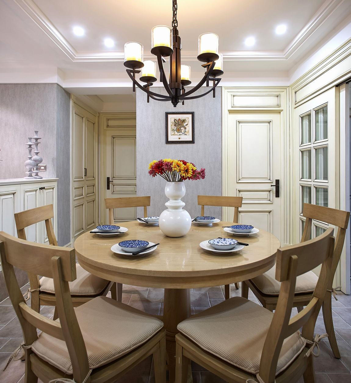 素雅美式新古典风餐厅六人圆桌设计装修图简约二居装修效果图厨房效果