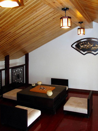 中式斜顶阁楼榻榻米茶室设计