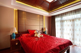 喜庆中式风格卧室床头软包背景墙装饰图