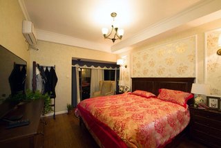 低奢复古美式卧室金色墙纸效果图