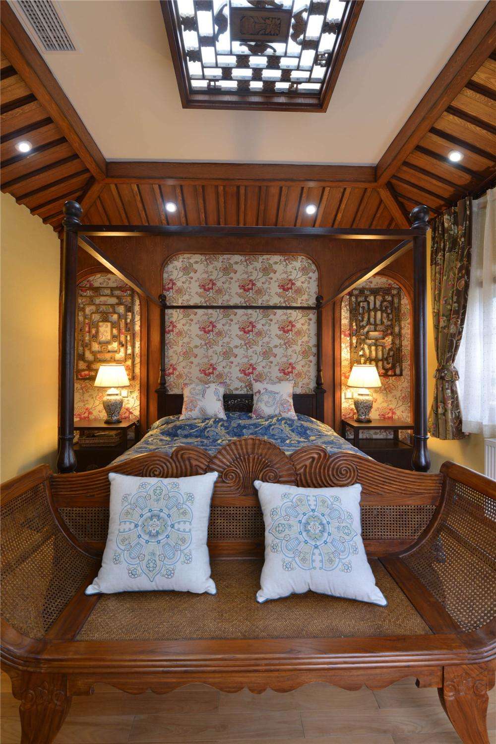 华丽古典中式卧室背景墙吊顶效果图