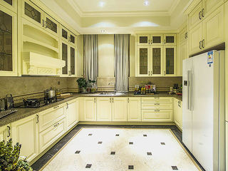 淡绿色欧式古典风格厨房装修图片