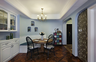 清新淡蓝色美式风格餐厅桌边半圆沙发设计图