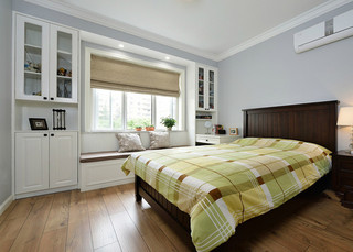 现代美式风格卧室休闲飘窗设计装修图