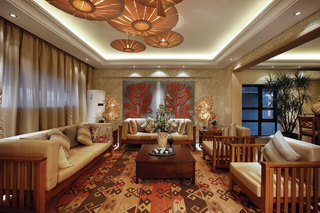 稳重豪华东南亚风格复式客厅装修效果图