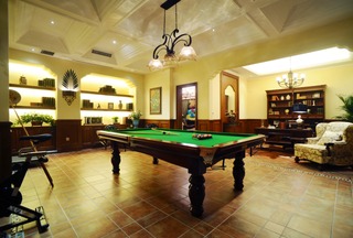 复古欧式装修风格别墅休闲区台球桌设计效果图片